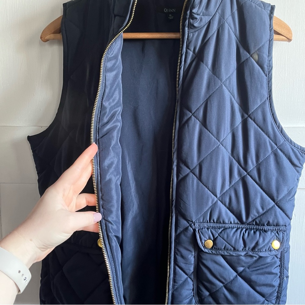 Navy Blue Vest - Picture 5 of 6